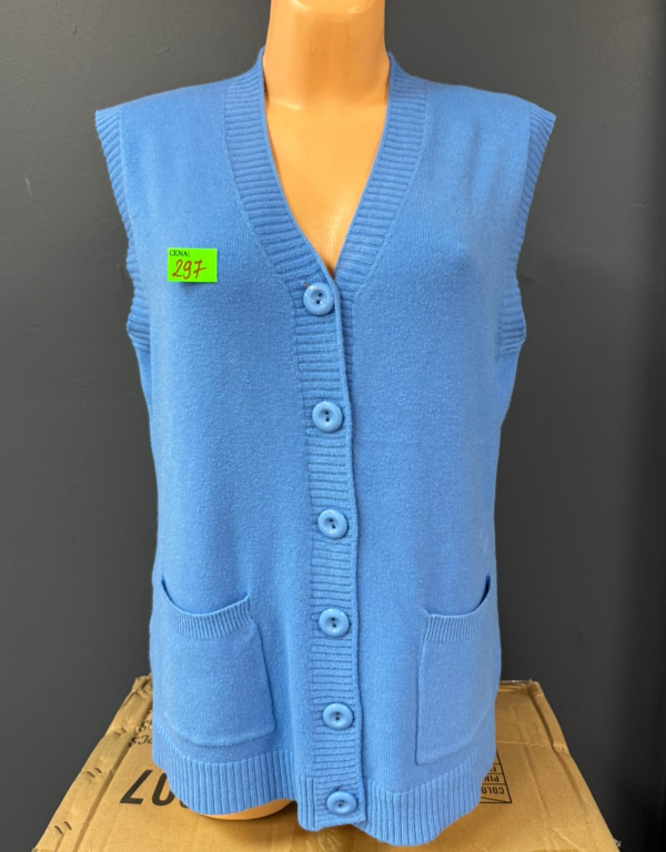 Narzutki damskie Roz L-3XL. 1 kolor. Paczka 10 szt